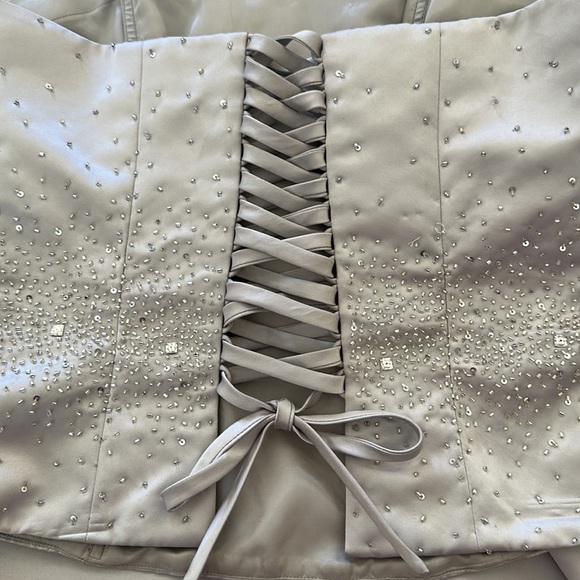 Donna Gray three-piece bustier, wrap, skirt set, size 6 - Picture 9 of 9